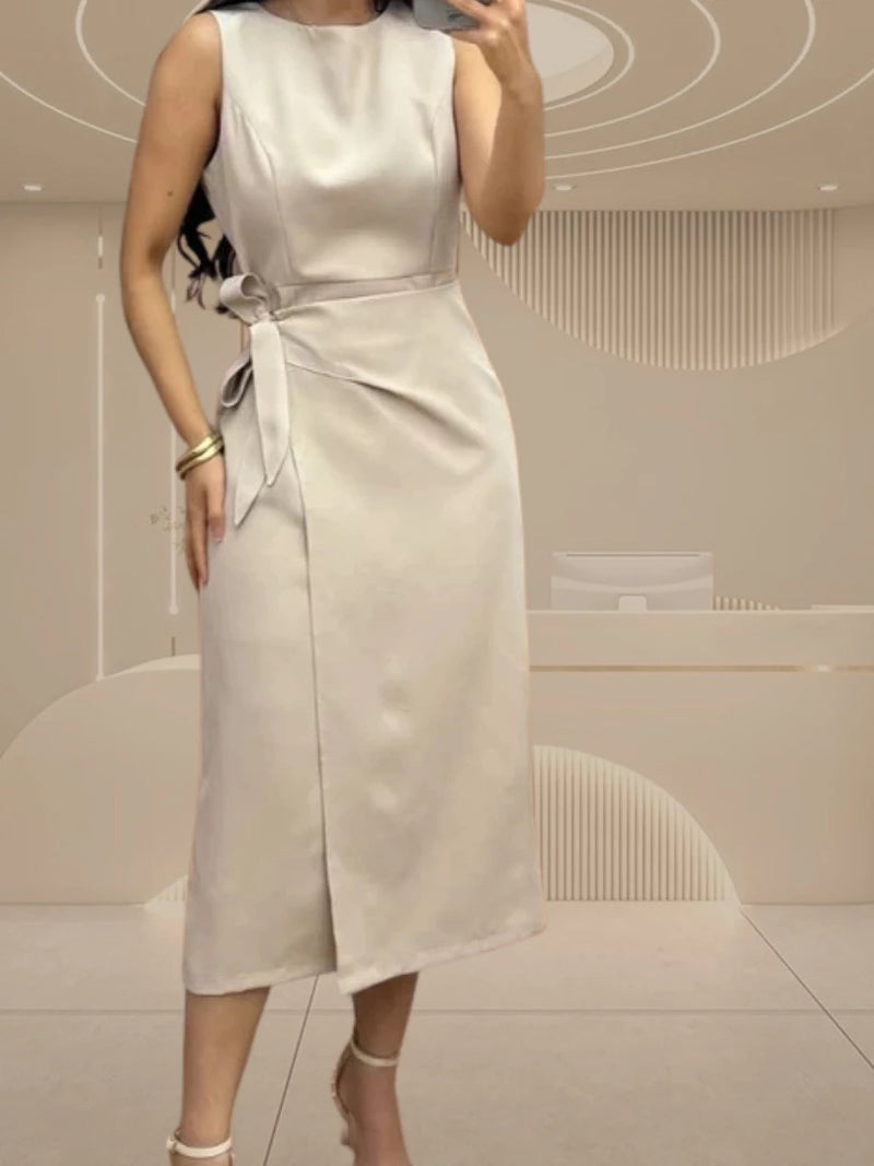 Vestido Feminino – Elegância em Alfaiataria Premium