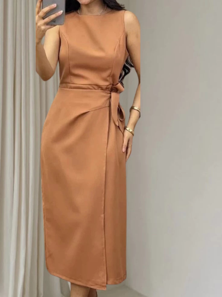 Vestido Feminino – Elegância em Alfaiataria Premium